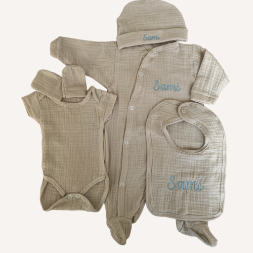 Ensemble de naissance brodé en gaz de coton beige