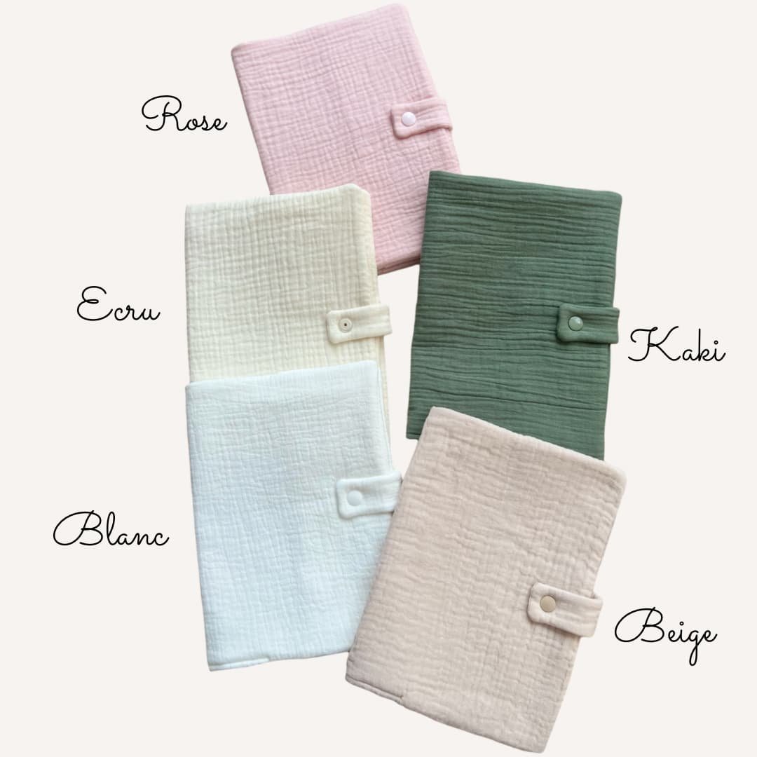 Protège carnet de santé - Fait main (plusieurs coloris) – Image 3