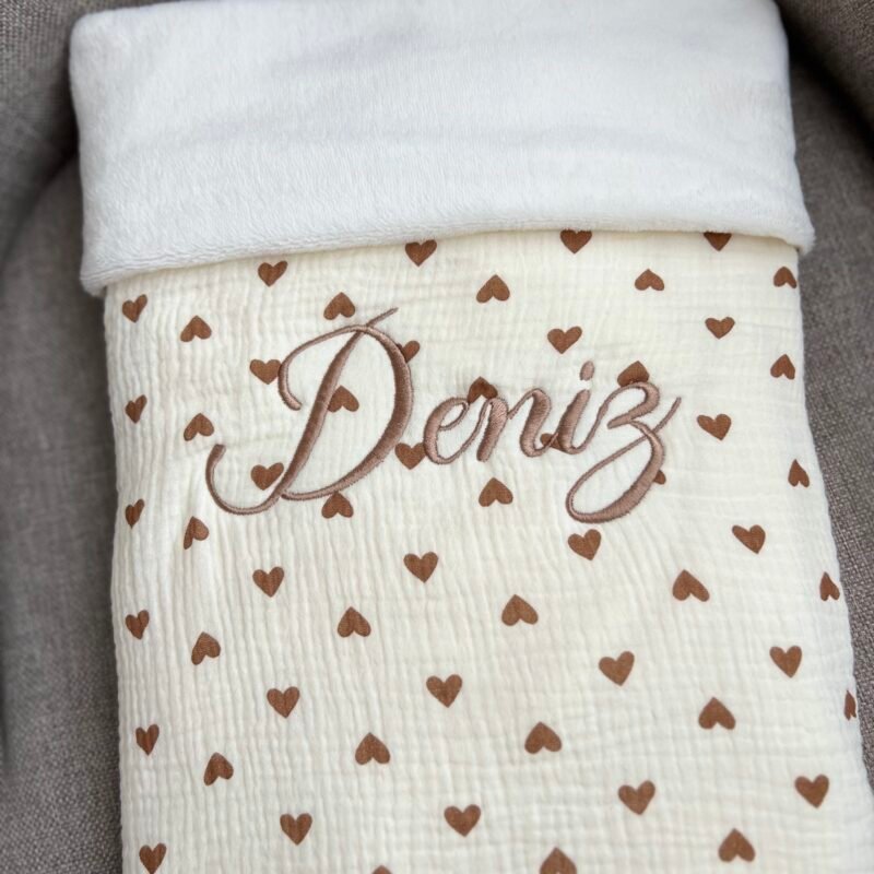 Couverture polaire/gaze de coton coeurs marron
