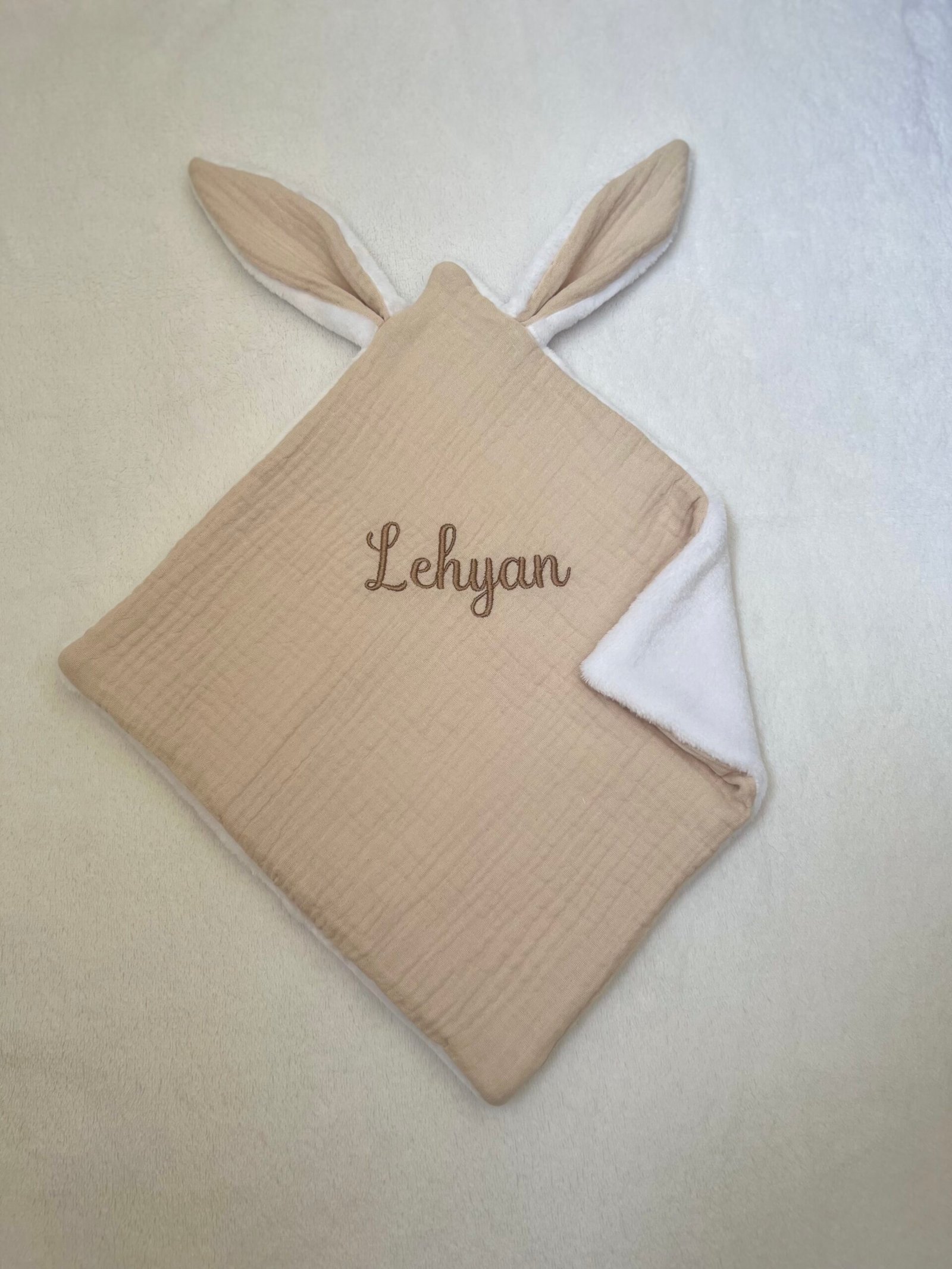 Doudou lapin - Fait main (plusieurs coloris)
